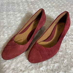 EüroSoft by Sofft Burgundy Suede Block Heels Size 8 Medium Width